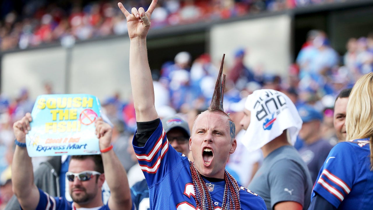 Heading to Detroit: Bills fan to keep 21-year game streak alive